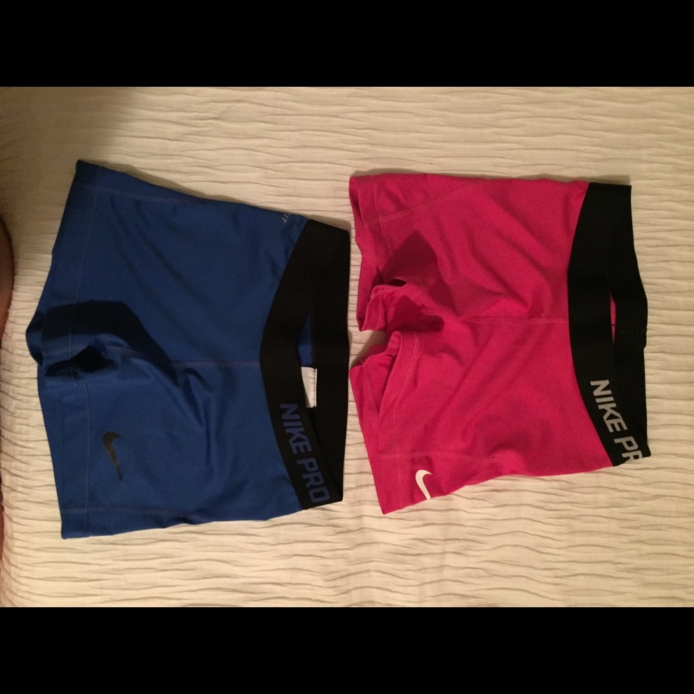 TWO PACK of Nike Pros!!